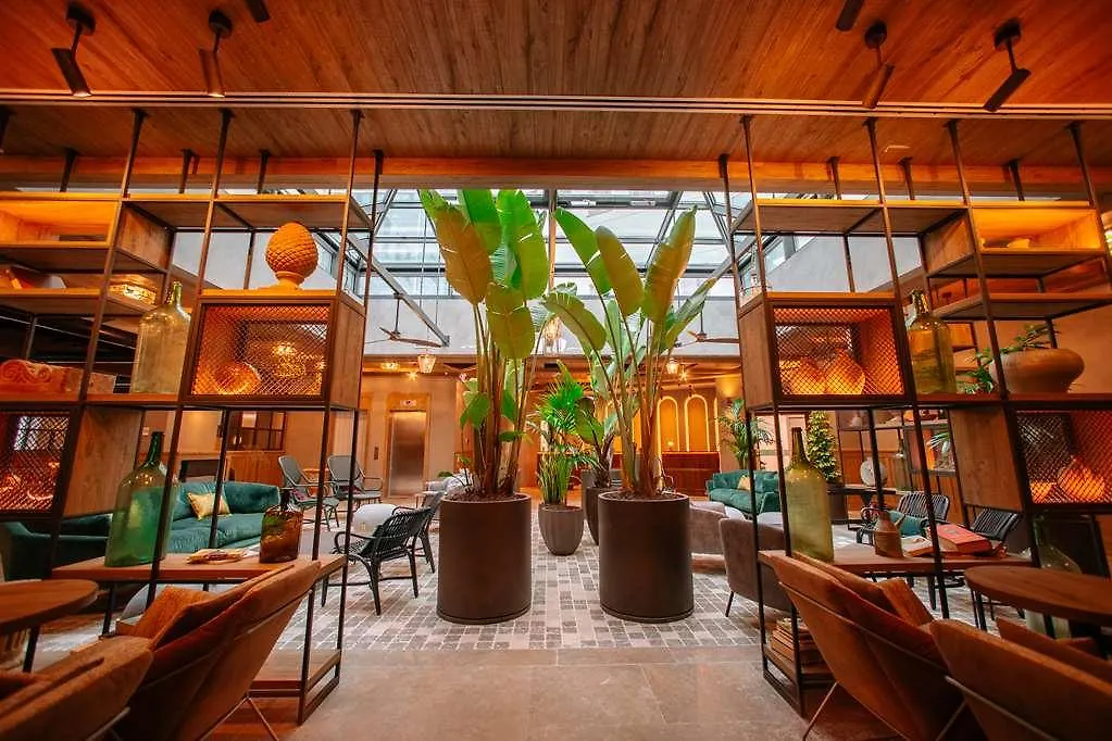 Doubletree By Hilton Rome Monti Hotel