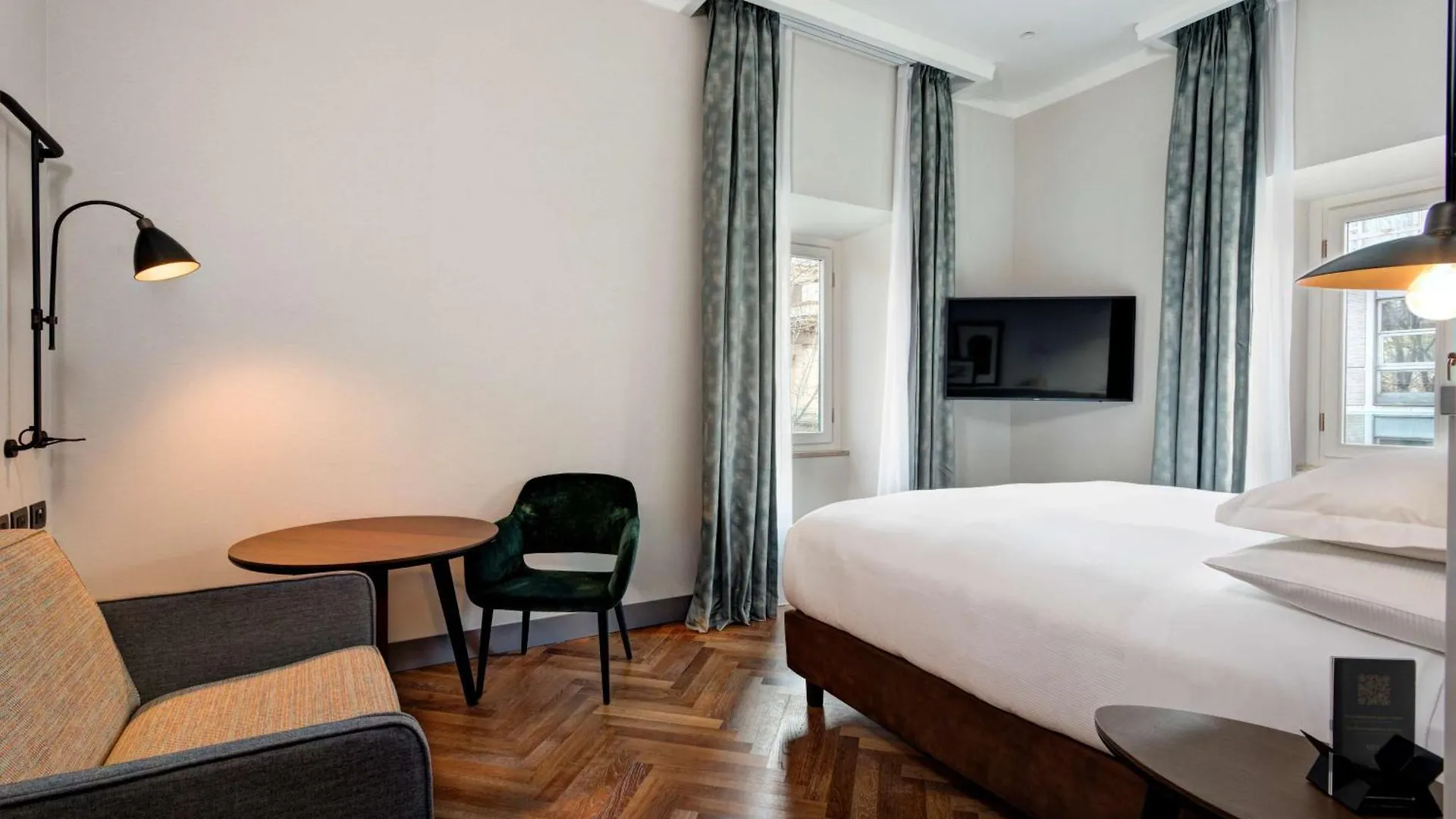 Doubletree By Hilton Rome Monti Hotel