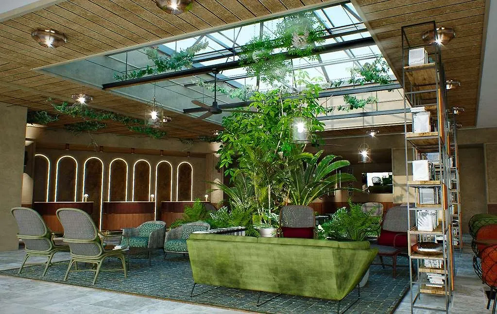 Hotel Doubletree By Hilton Rome Monti