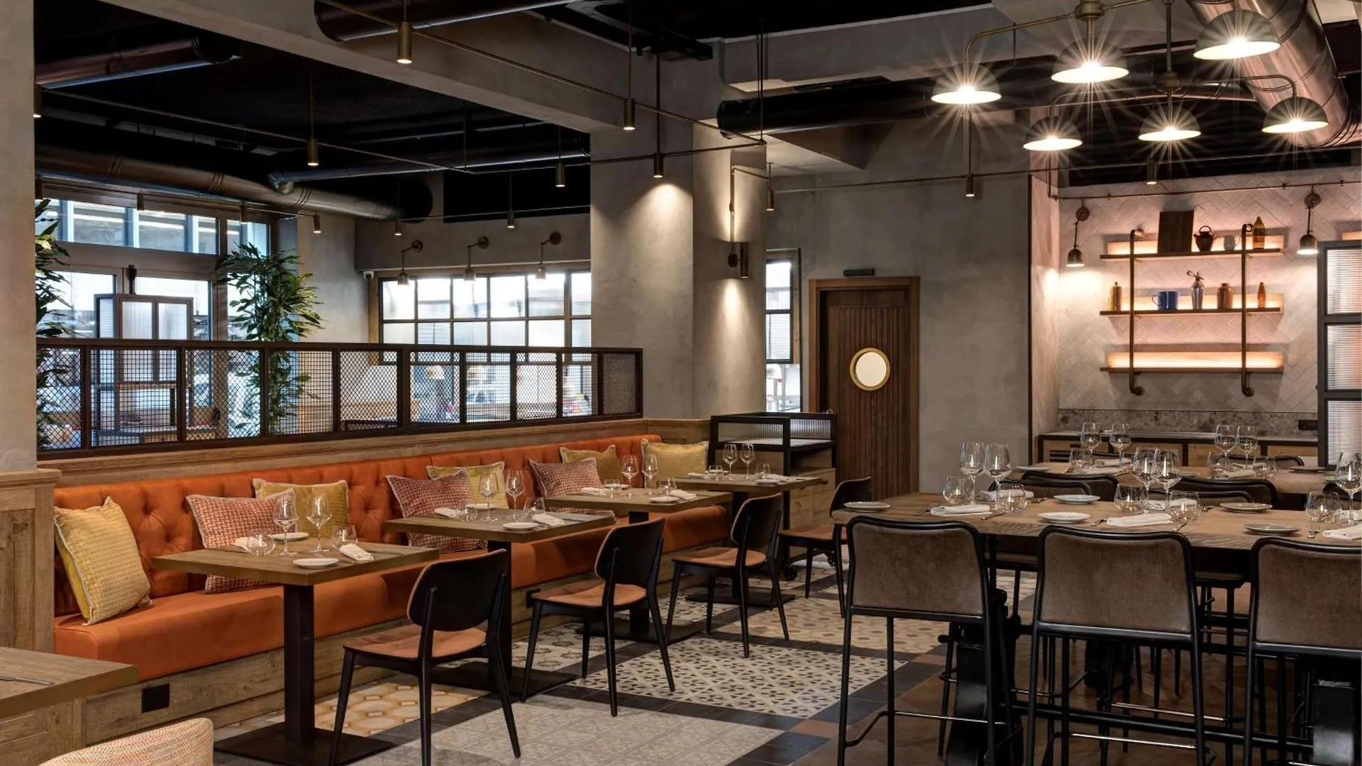 Hotel Doubletree By Hilton Rome Monti