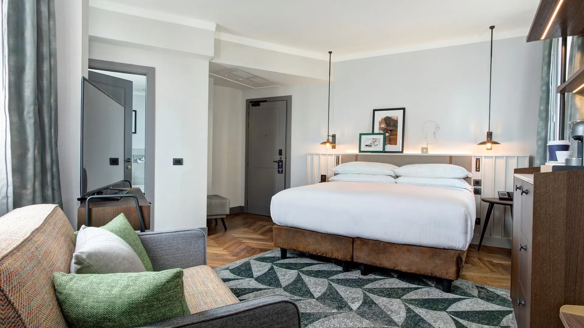Doubletree By Hilton Rome Monti Hotel 4*,